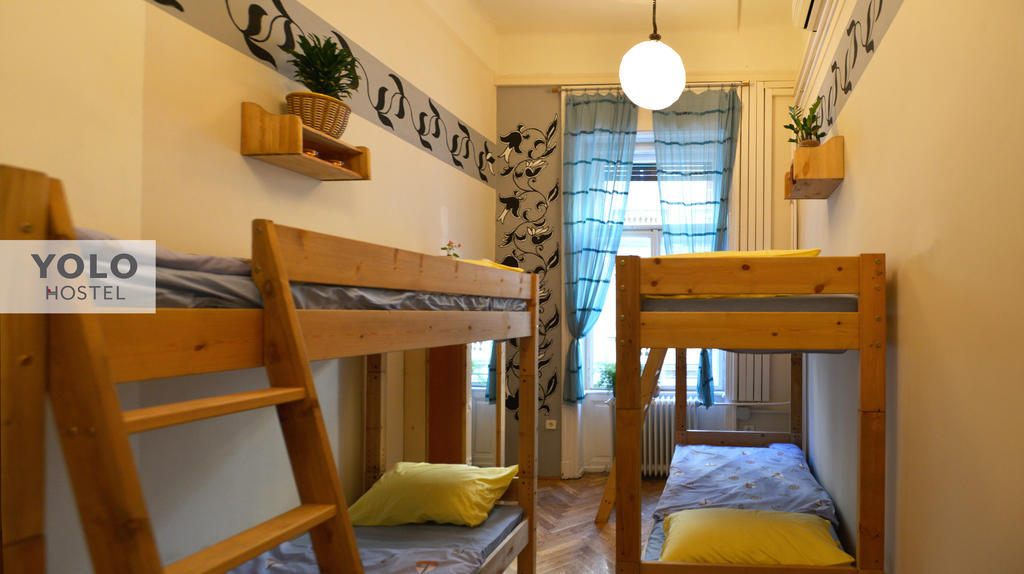 Yolo Hostel Budapest Exterior photo